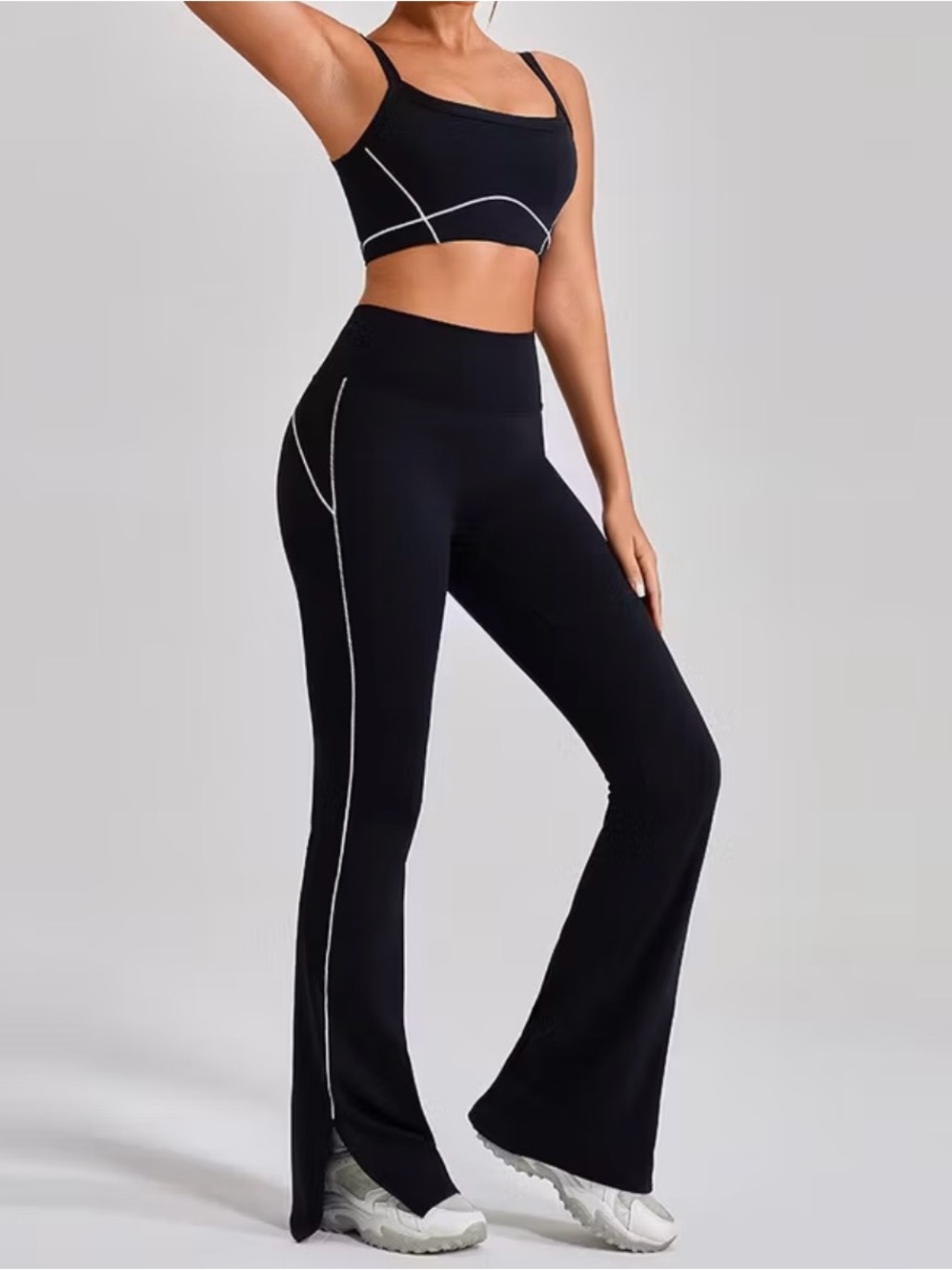 High-Waist Black Flared Active Leggings with Contrast Stitching